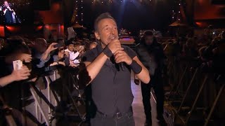 Hungry Heart  Bruce Springsteen live at Rock in Rio Lisboa 2016 [upl. by Cassius]