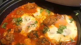 TAJINE DE BOULETTES DE VIANDE HACHEE A LA SAUCE TOMATE ET OEUF  PLAT MAROCAIN [upl. by Chessa]