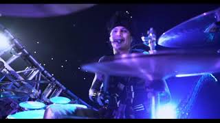 Tommy Lee Mötley Crüe Fantastic drum solo [upl. by Llemaj]