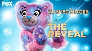 Bear Is Revealed As Sarah Palin  Season 3 Ep 7  THE MASKED SINGER [upl. by Giark64]