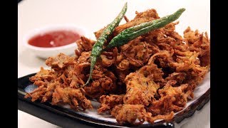 Kanda Bhajiya  Indian Snacks  Sanjeev Kapoor Khazana [upl. by Clyve]