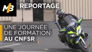 Une journée de formation au pilotage moto avec les Gendarmes au CNFSR  Reportage [upl. by Nauht]