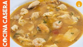 Sopa de pescado sencilla [upl. by Aihsal]