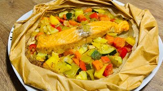 Papillote de saumon et légumes au four Salmon and vegetable papillote cooked in the oven [upl. by Sonahpets]