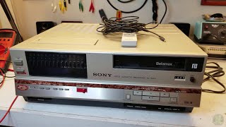 Sony SL5000 Betamax VCR mint condition from 1981 [upl. by Pontone]