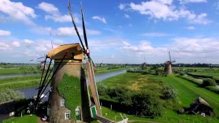 Molens kinderdijk vanuit de lucht [upl. by Eilyr]