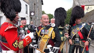 An emotional final parade and farewell for Drum Major David Rae at 2019 Tomintoul Highland Games [upl. by Ardnayek]