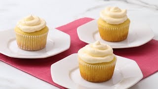 Vanilla Cupcakes Martha Stewart [upl. by Jerman]