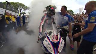 2018 Isle of Man Senior TT  On board Full Lap with Peter Hickman Commentary [upl. by Sudoeht687]