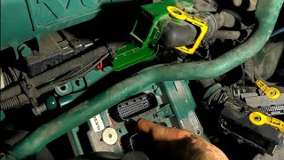 Volvo D13 no crank no start Bad ECM replacement [upl. by Nyletac]