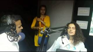 Kangana Ranaut amp R Madhavan Having Mad Fun with Siddharth Kannan [upl. by Sager]