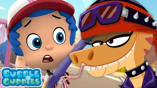 Molly amp Gil Escape Rattlesnakes 🐍  Bubble Guppies [upl. by Aerda382]